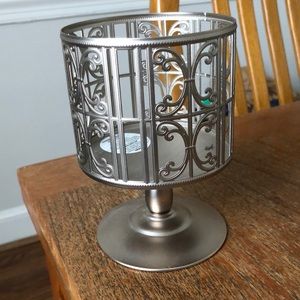 Candle holder